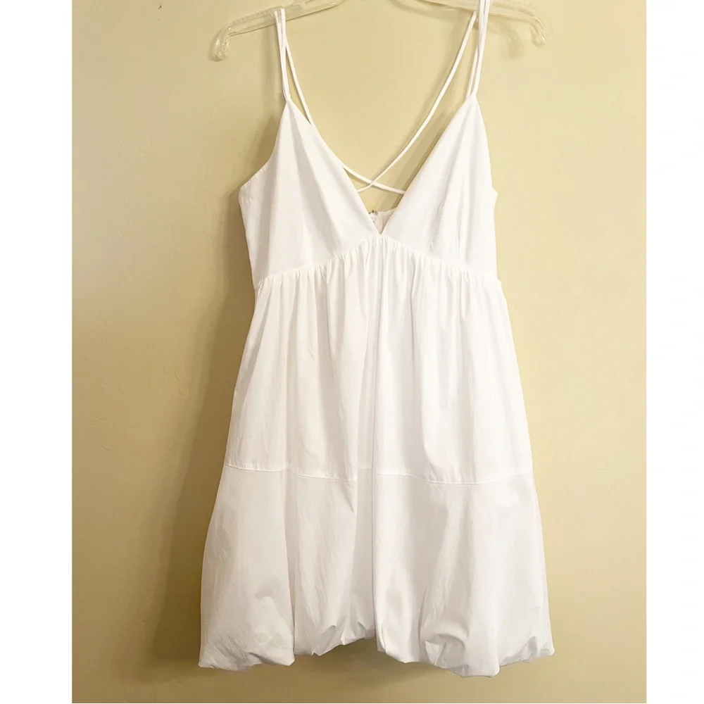 Cinq a sept Effie Bubble Mini Dress.  Size 10 - Picture 4 of 11